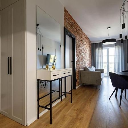 Golden Apartments Wroclaw - Great Location - Cozy And Bright&Janapawla19 Exterior photo